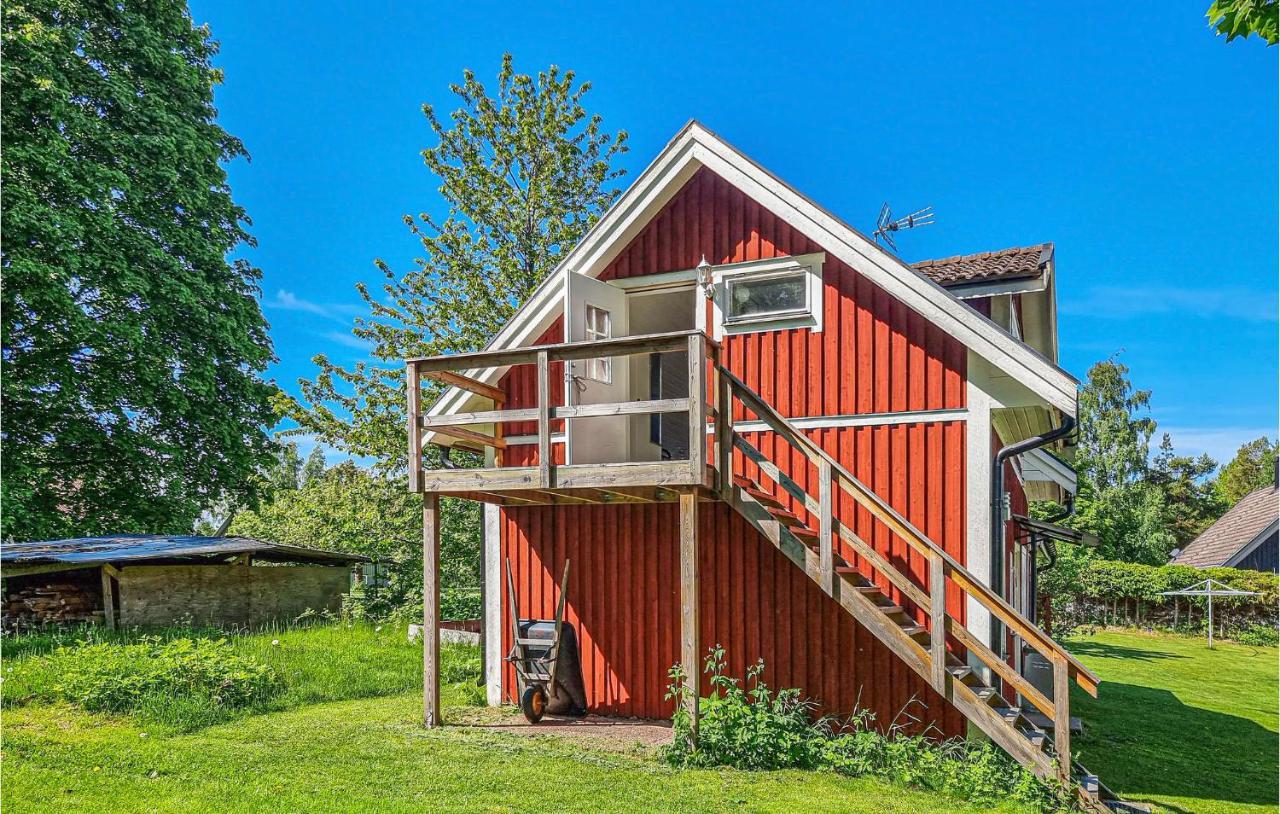 Stunning Apartment In Gullspang With Wifi Exterior photo